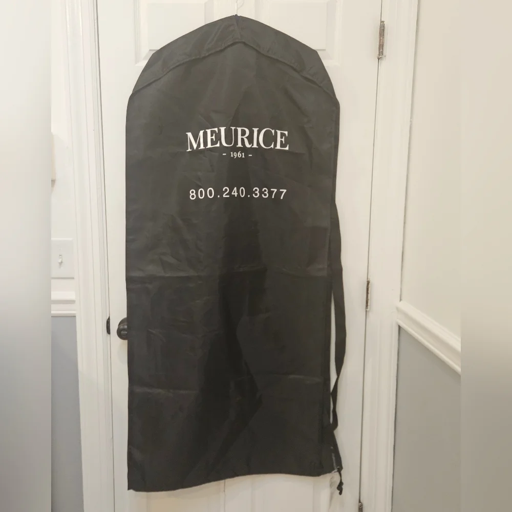 Meurice eco 2 in 1 garment bag/ suit carrier with straps and tag
